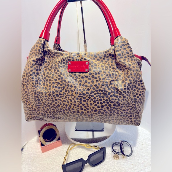 kate spade Handbags - Kate Spade Cheetah Big Bag Satchel with Free 2 Chokers 2 Bracelet & Sunglasses